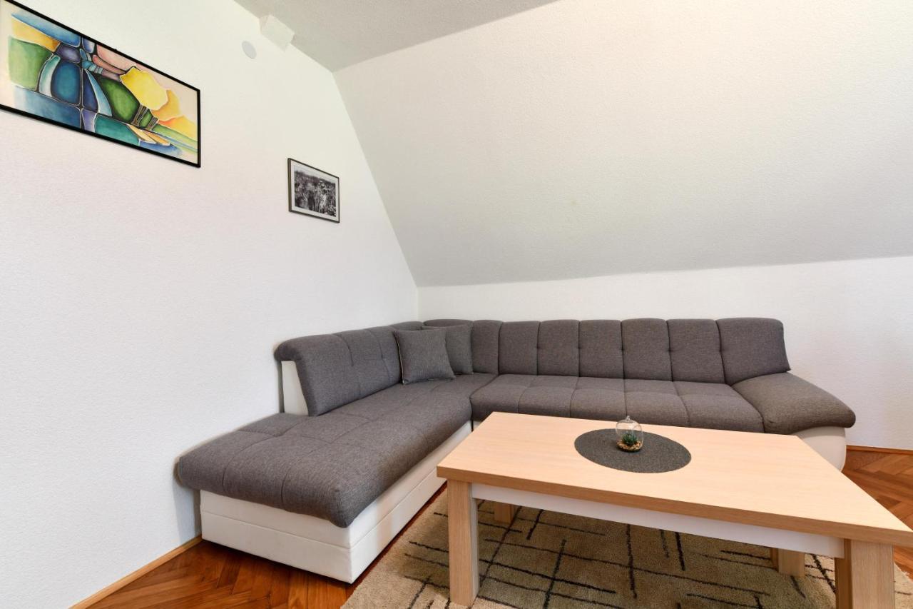 Apartman Petra Plitvicka Jezera Luaran gambar