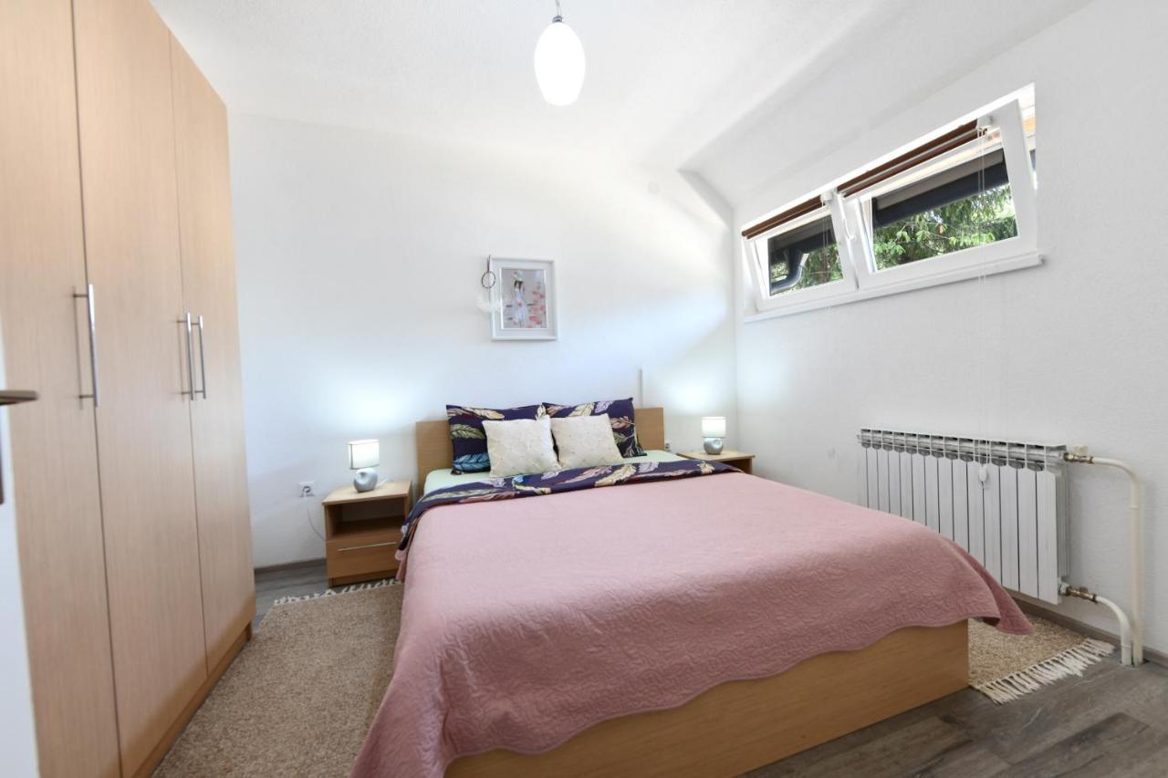 Apartman Petra Plitvicka Jezera Luaran gambar